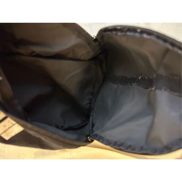 Nike "Just Do It" mini backpack bag 11x13" (distressed logo) key chain zipper - Picture 10 of 10